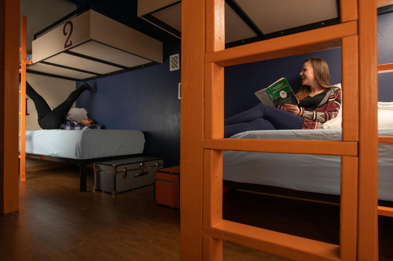 The Bunkhouse Hostel Minturn Екстериор снимка