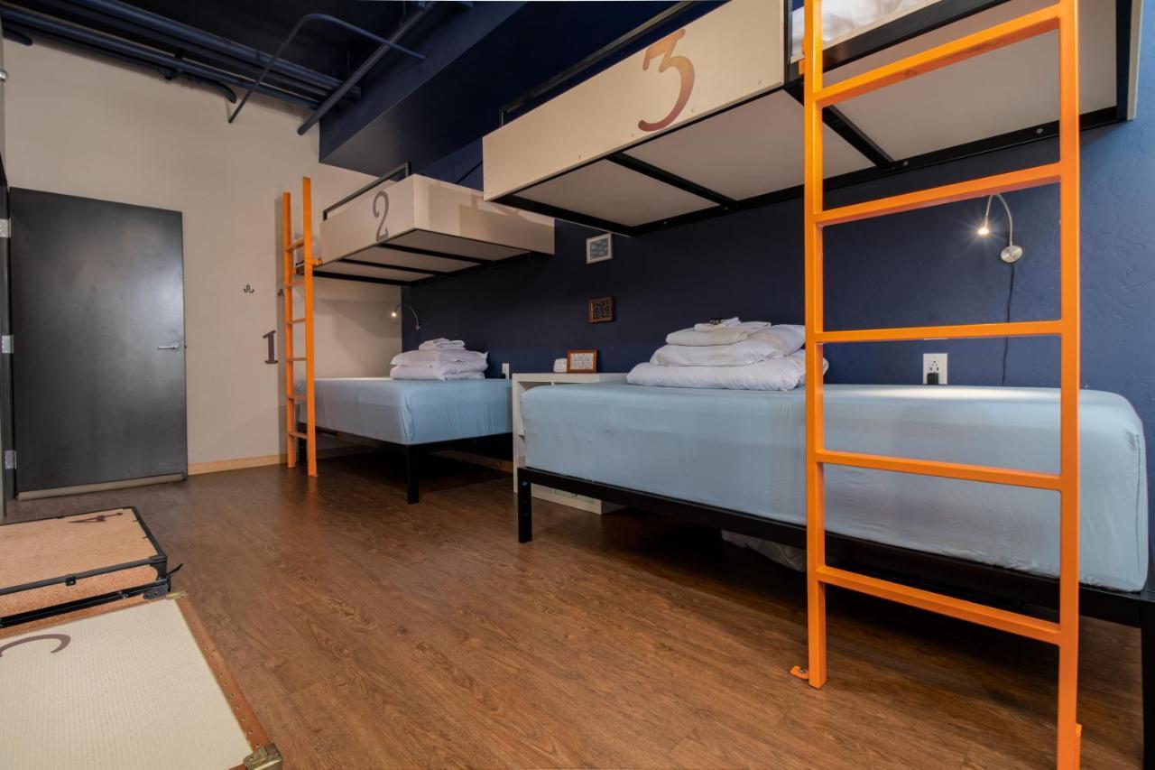 The Bunkhouse Hostel Minturn Екстериор снимка