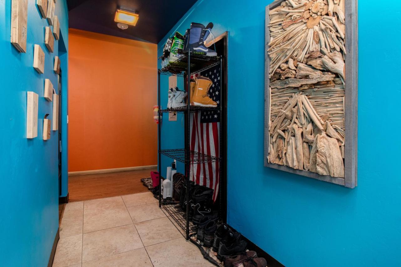 The Bunkhouse Hostel Minturn Екстериор снимка